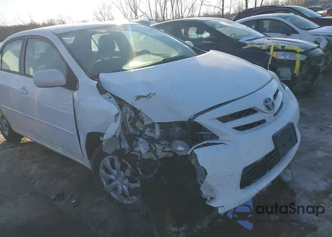 2011 Toyota Corolla Le z USA, uszkodzony, nr VIN 2T1BU4EE8BC752854